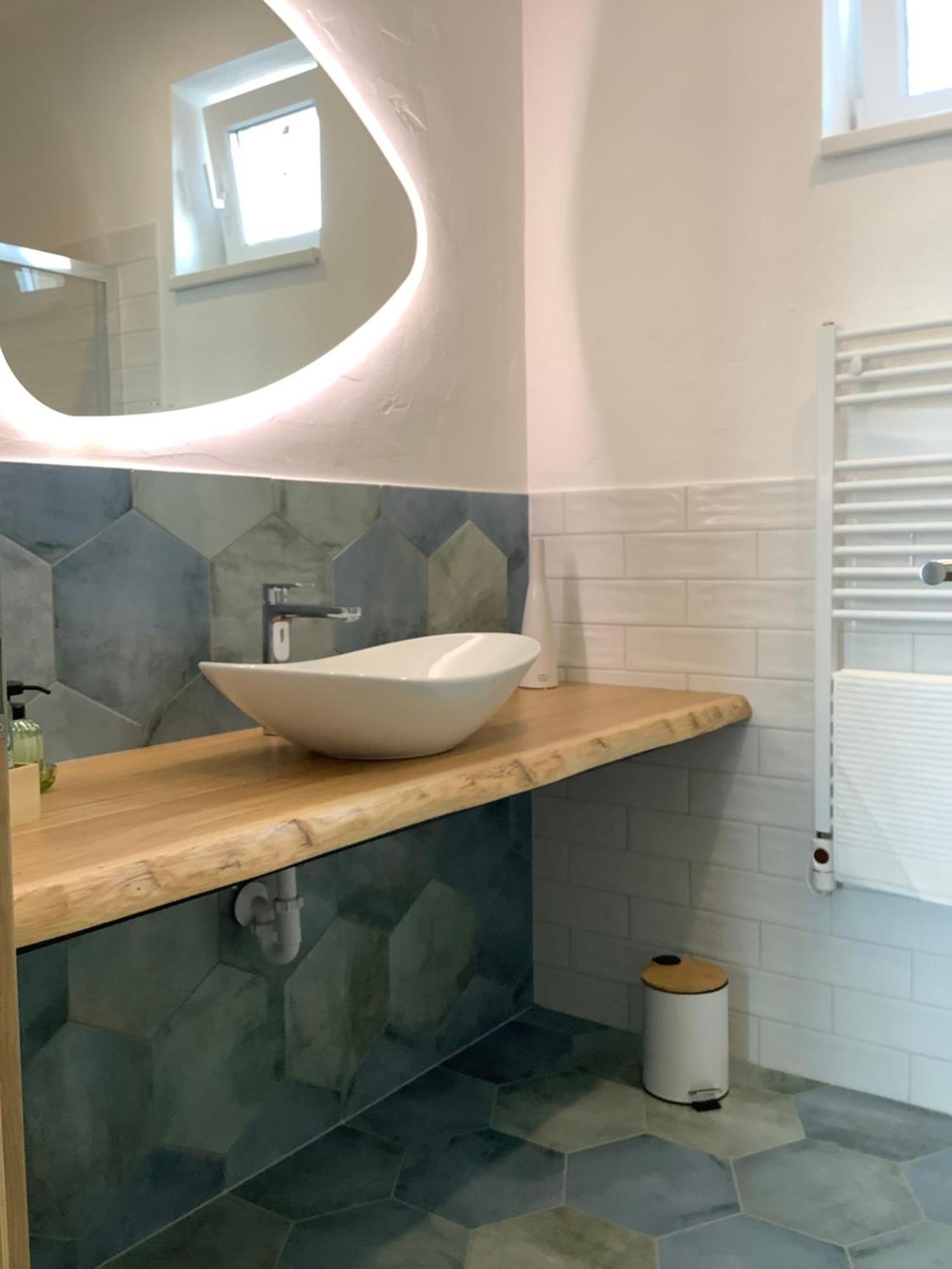 Tulipan Haz Gyal Apartment Luaran gambar